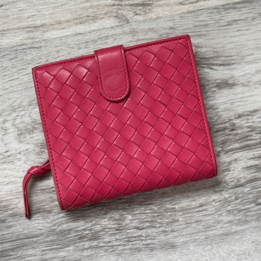Raspberry Pink Bottega Veneta Intrecciato Leather Compact Wallet EUC